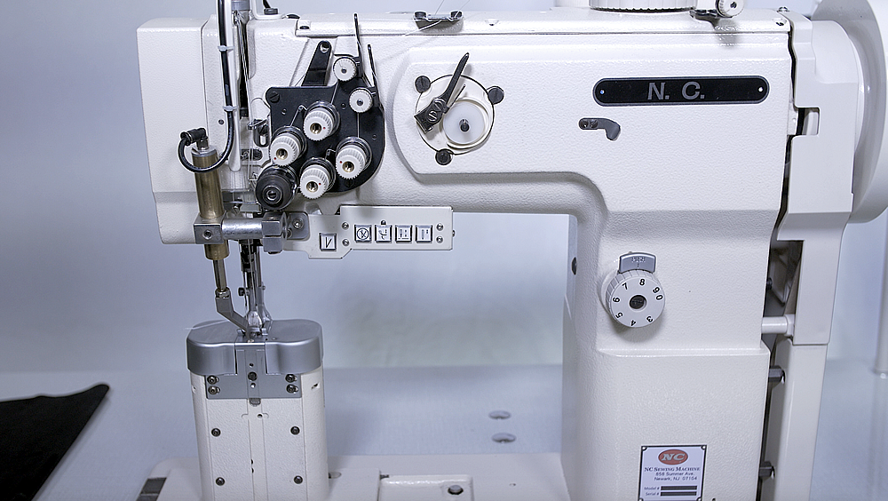 Pfaff 134 0 6 Industrial Sewing Machine working demonstration